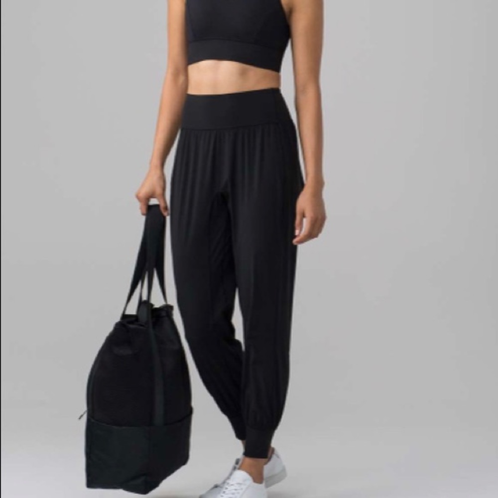 Lululemon Sun Setter Jogger 28”